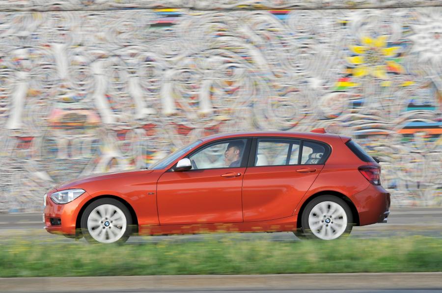  BMW 120d Urban Line 2011 года  (фото 73 из 193)